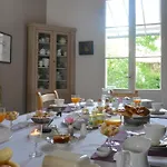 La Maison, D'hôtes De Charme Et Atelier D'artiste, Saint Emilion Alojamento de Acomodação e Pequeno-almoço Libourne