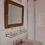 La Maison, D'hôtes De Charme Et Atelier D'artiste, Saint Emilion 3* Libourne