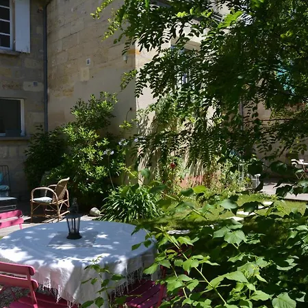 La Maison, D'hotes De Charme Et Atelier D'artiste, Saint Emilion فندق مبيت وإفطار ليبورن