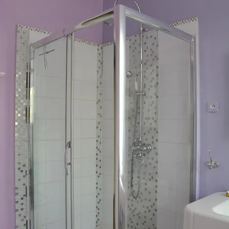 La Maison, D'hotes De Charme Et Atelier D'artiste, Saint Emilion 3* Libourne