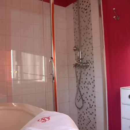 La Maison, D'hotes De Charme Et Atelier D'artiste, Saint Emilion Libourne