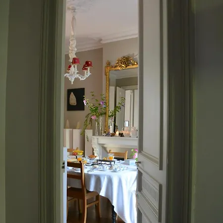 La Maison, D'hotes De Charme Et Atelier D'artiste, Saint Emilion לינה וארוחת בוקר
