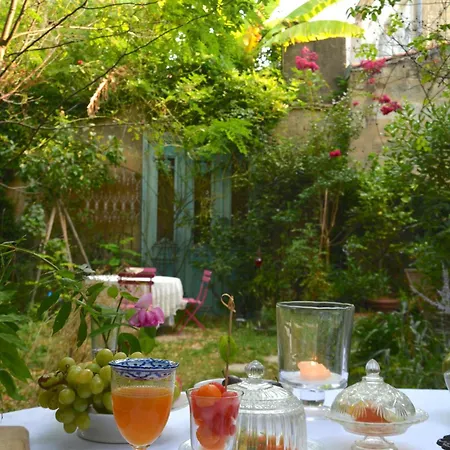 La Maison, D'hotes De Charme Et Atelier D'artiste, Saint Emilion לינה וארוחת בוקר 3*