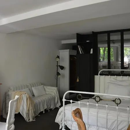 La Maison, D'hotes De Charme Et Atelier D'artiste, Saint Emilion فندق مبيت وإفطار 3*
