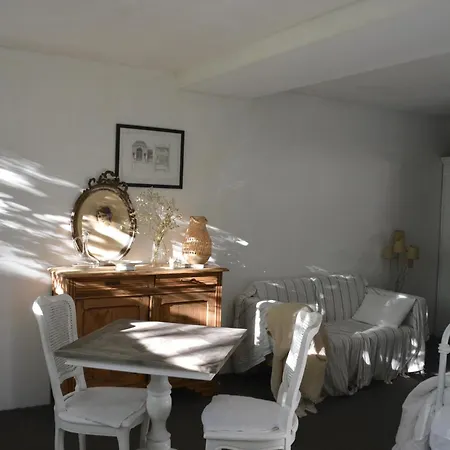 La Maison, D'hotes De Charme Et Atelier D'artiste, Saint Emilion לינה וארוחת בוקר ליבורן