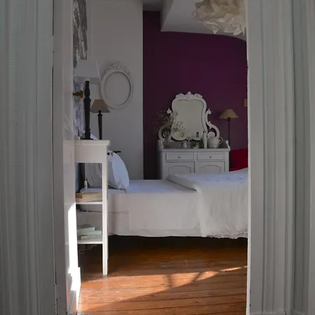 La Maison, D'hotes De Charme Et Atelier D'artiste, Saint Emilion ليبورن