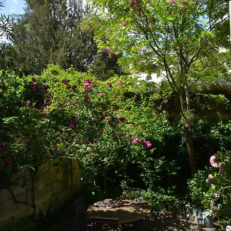 Bed & Breakfast La Maison Libourne