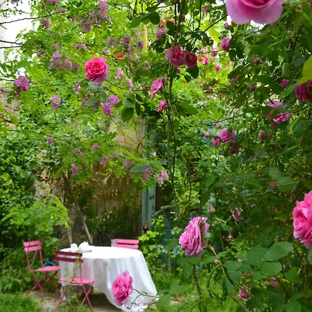 La Maison, D'hotes De Charme Et Atelier D'artiste, Saint Emilion فندق مبيت وإفطار