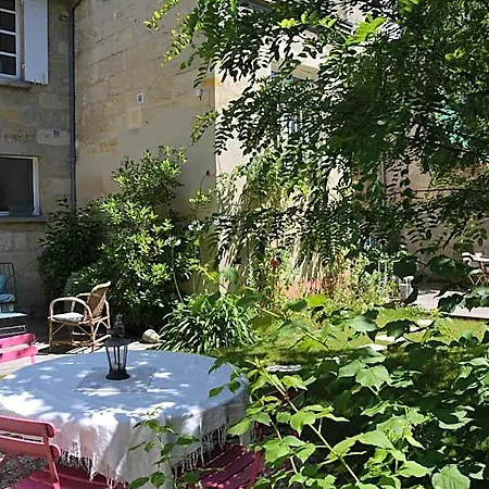 לינה וארוחת בוקר La Maison, D'hotes De Charme Et Atelier D'artiste, Saint Emilion