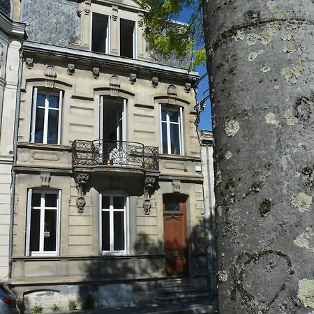 לינה וארוחת בוקר La Maison, D'hotes De Charme Et Atelier D'artiste, Saint Emilion