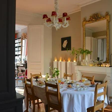 לינה וארוחת בוקר La Maison, D'hotes De Charme Et Atelier D'artiste, Saint Emilion ליבורן