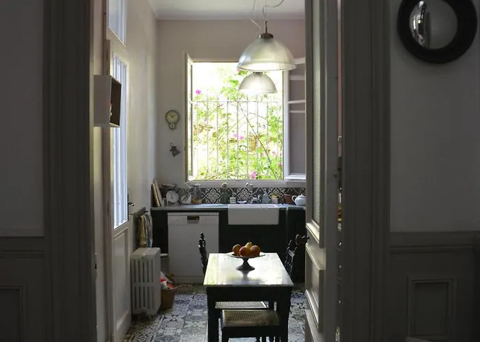 Bed & Breakfast La Maison Libourne