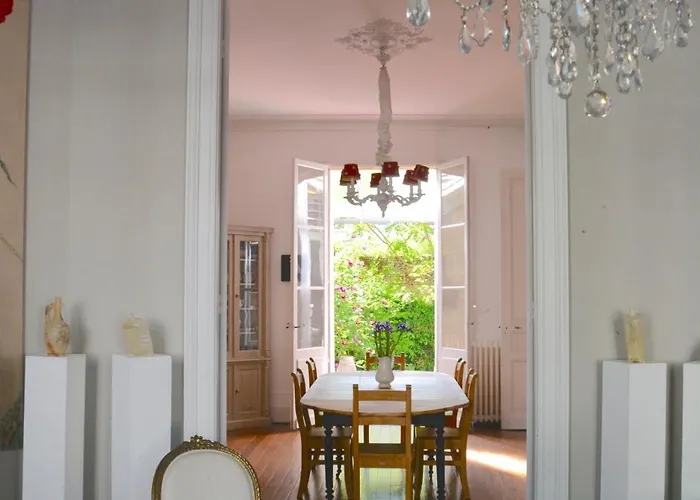 La Maison, D'hôtes De Charme Et Atelier D'artiste, Saint Emilion Couette-café Libourne